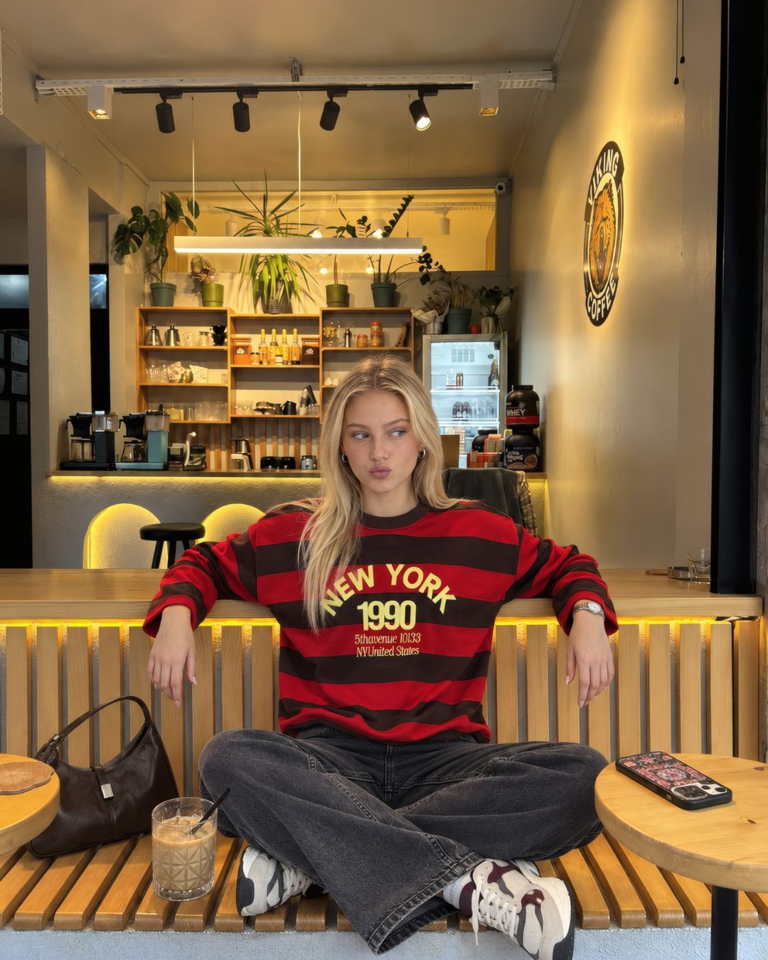 New York Basklı Geniş Çizgili Sweatshirt – t-shirt ürün görünümü 1